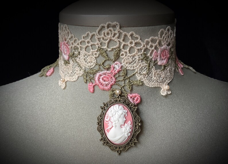 Vintage jewelry, Victorian style, antique lace, rose cameo, romantic choker, heirloom piece, historical, classic cameo, Mother's day gift image 2