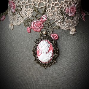 Vintage jewelry, Victorian style, antique lace, rose cameo, romantic choker, heirloom piece, historical, classic cameo, Mother's day gift image 7