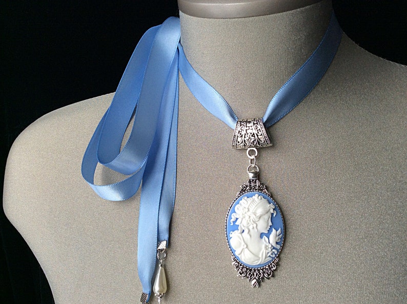 Ras de cou camée bleu, camée vintage, bijoux anciens, cadeau de fête des mères, collier de mariée, camée antique, camée victorien, camée pendentif en argent image 7