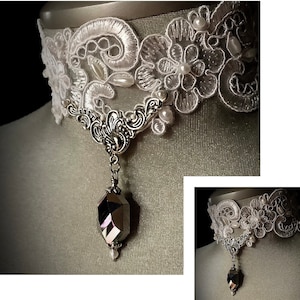 Lace pearl choker, bridal lace necklace, elegant pearl choker, romantic jewelry, vintage lace choker, pearl necklace, white lace choker