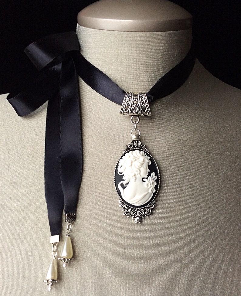 Camée noir et blanc, pendentif camée femme, camée vintage, tour de cou camée mariage, bijoux camée, victorien, antique, argent, camée français adolescent image 4