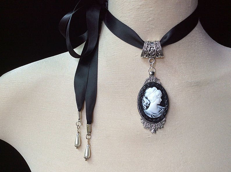 Black and white cameo, cameo choker, cameo pendant, bridal cameo necklace, cameo jewelry, silhouette cameo, antique cameo, vintage choker image 5