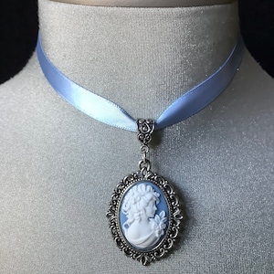 Etwas Blaues, Cameo, Cameo Choker, Vintage Cameo, Hochzeit Choker, blaues Band Choker, Braut Cameo, verstellbar, viktorianischer Schmuck