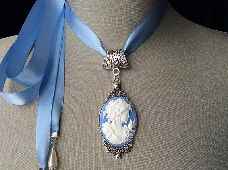 Ras de cou camée bleu, camée vintage, bijoux anciens, cadeau de fête des mères, collier de mariée, camée antique, camée victorien, camée pendentif en argent image 8