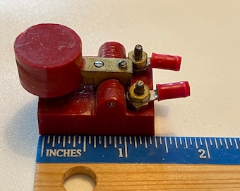Tiny Red Plastic KEY per Morse Code Telegraph CW Ham Radio QRP