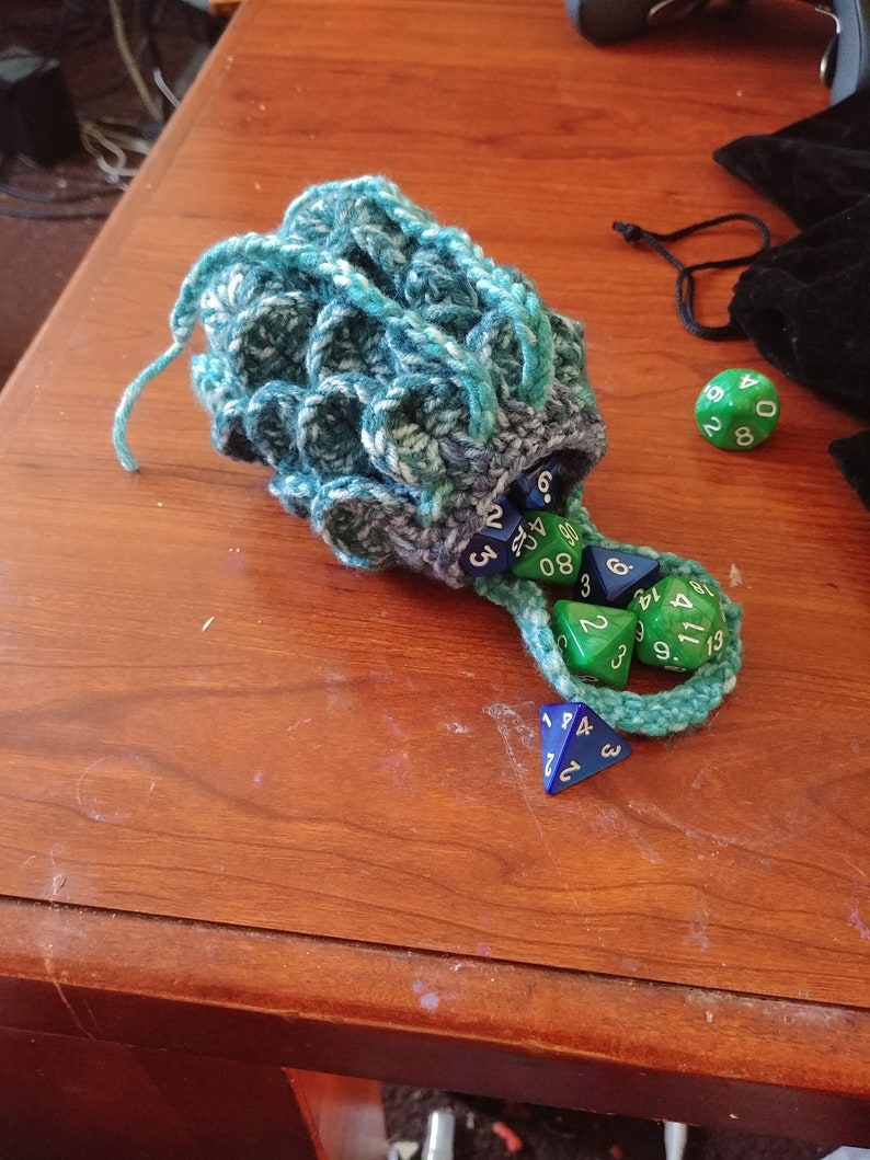Crochet dragon scale dice bag. For dungeons and dragons rpgs Etsy