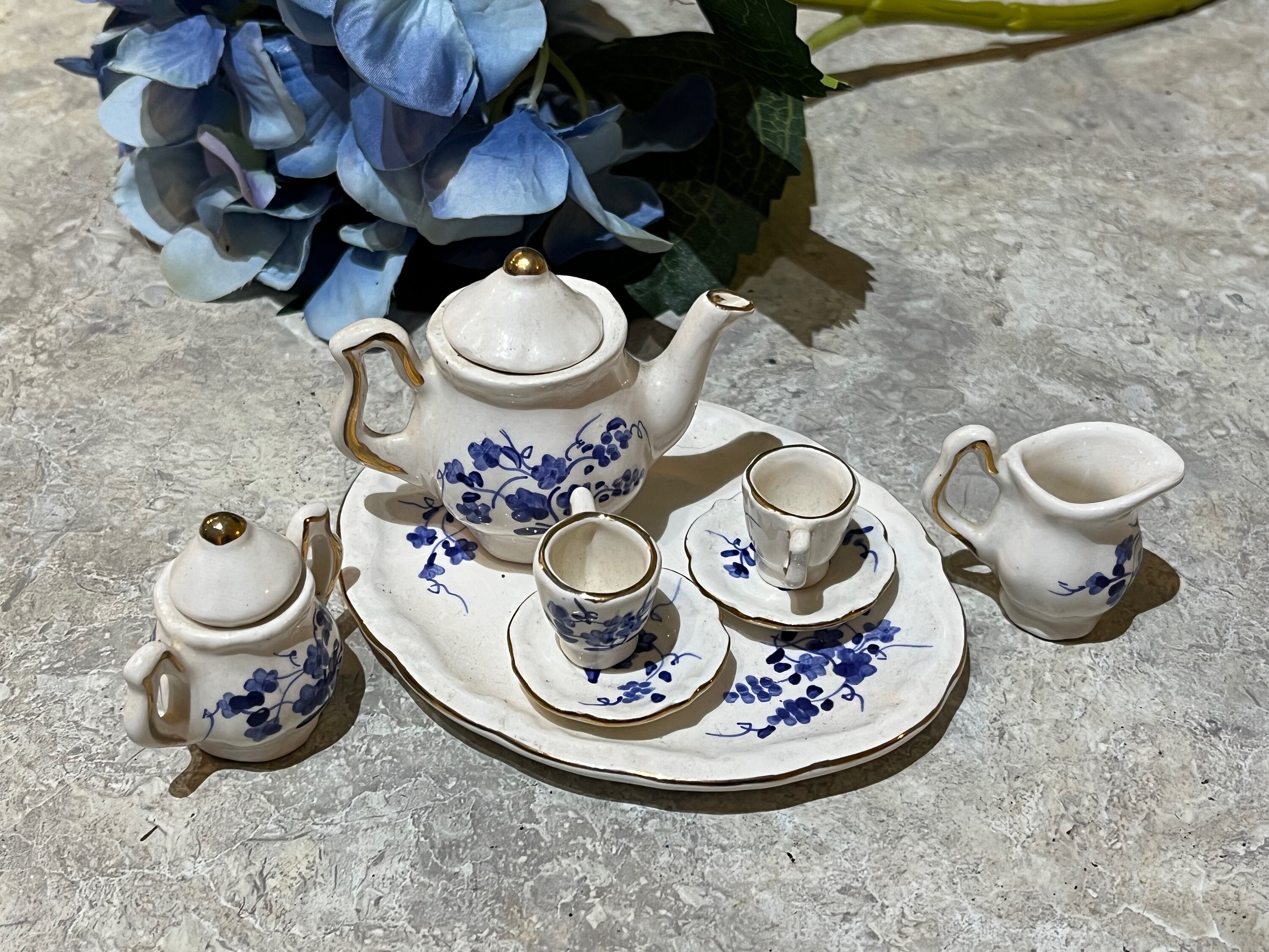 Hibiscus Tea Resin Necklace, Real Tea Leaves, Preserved Tea, Tea