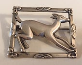 Vintage in argento timbrato il bosco dei cervi in cornice decorativa spilla