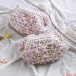 Crochet cosmetic bag - Fluffy bag - Trendy cosmetic bag - Crochet makeup bag - Cosmetic organizer - crochet clutch bag -Aesthetic makeup bag