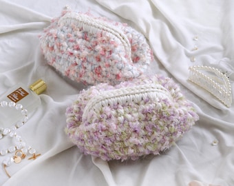 Gehäkelte Kosmetiktasche - Flauschige Tasche - Trendige Kosmetiktasche - Gehäkelte Schminktasche - Kosmetischer Organizer - Gehäkelte Clutch-Tasche Ästhetische Schminktasche