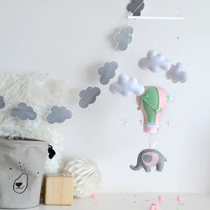 Baby mobile - Hot air balloon mobile - Elephant mobile - Nursery decor - Felt mobile - Crib mobile - Cloud mobile-Felt decor -Balloon mobile
