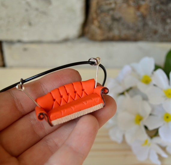 friends couch miniature