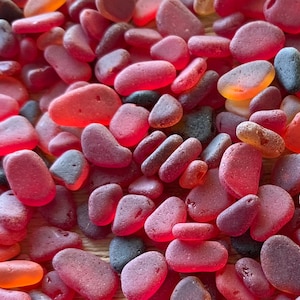 Red Flat Very tiny Tumbled Glass Flat 4-10mm red sea glass flat pieces red colors mix jewelry making glass jewelry stones seaglass red