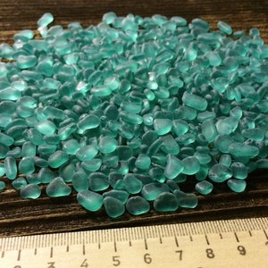 Très petit verre roulé de 4 à 10 mm, verre roulé vert turquoise, artisanat en verre vert de mer image 1