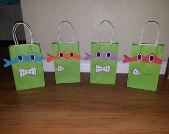 12 Turtle inspired party bags