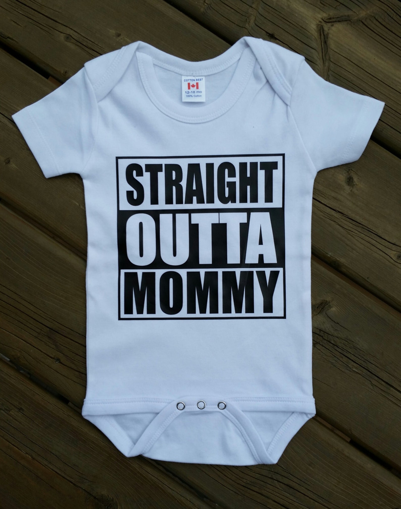 Straight Out of Mommy Unisex Baby Onesie Bodysuit Newborn Funny Quotes
