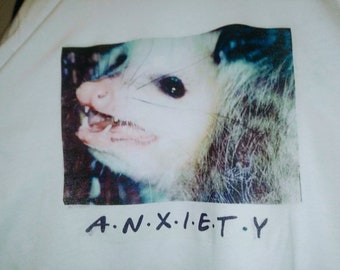 chemise d'anxiété d'opossum