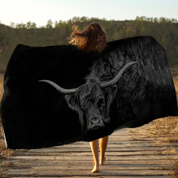 Highland Cow 'Duke' Plush Blanket