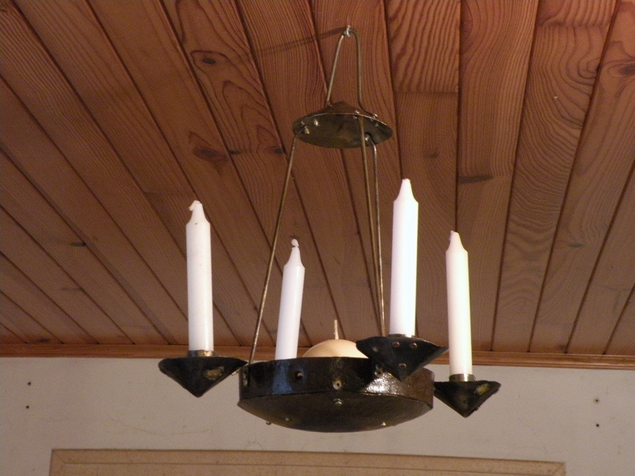 Lustre Chapeau Pointu à 4 Bras