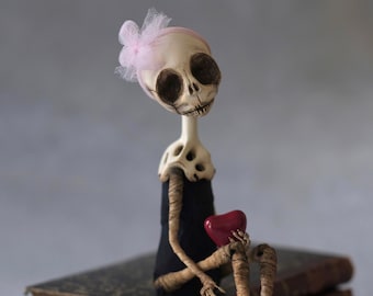DOWNLOADABLE image, image of original doll, high resolution, gloomy image, skull print, doll print, art print, printable, decor, skeleton