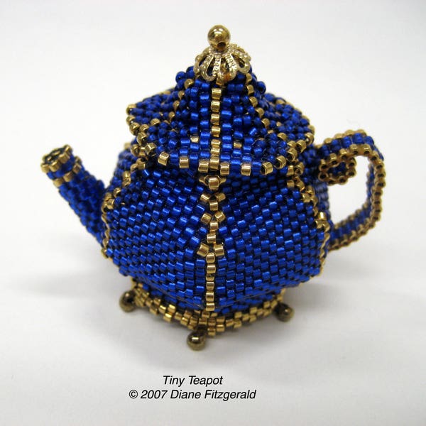 Tiny Beaded Teapot and Cup (Pendant or Decorative Object) Tutorial