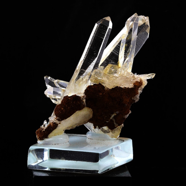 124.0 ct Vizille Quartz Is\u00e8re France.