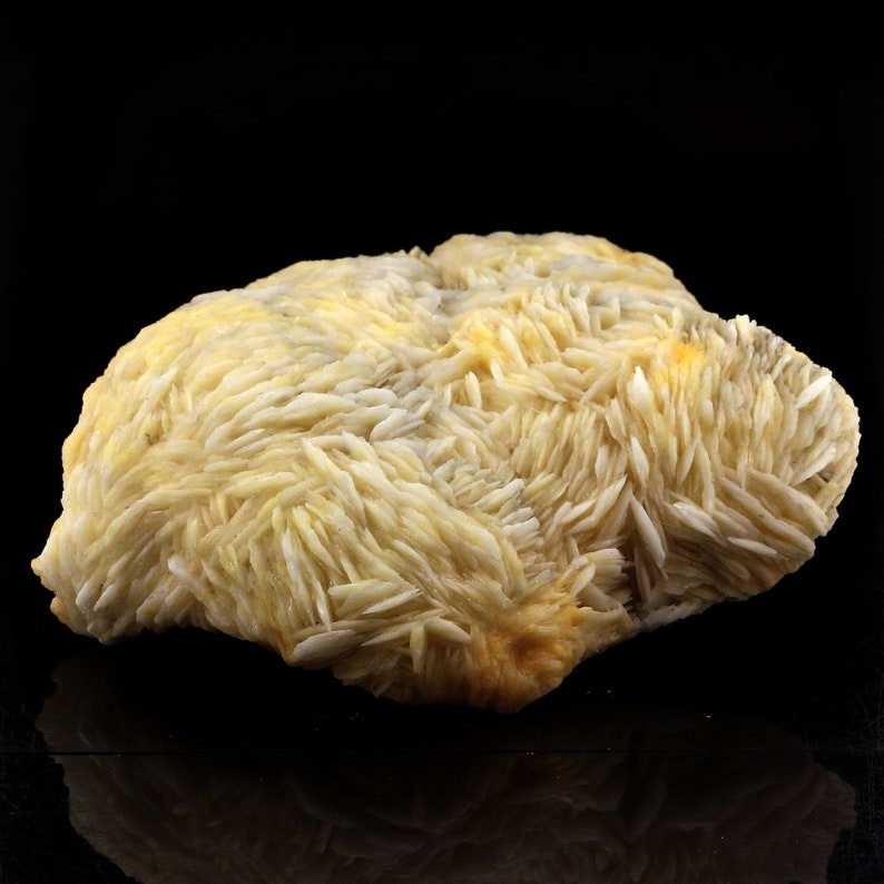 Les Malines Saint-Laurent-le-Minier Occitanie 1079.0 ct France Barite
