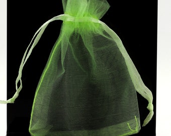 Organza-Geschenktüten. Farbe Hellgrün. 10/20/50/100 Stück. Schmuckbeutel aus Organza. Geschenk zur Hochzeit. Tasche voller Süßigkeiten.