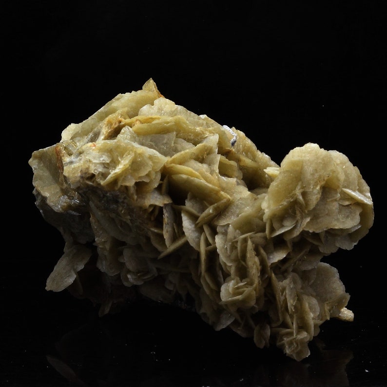 It/'s Siderite Is\u00e8re 773.0 ct La Mure Mine France.