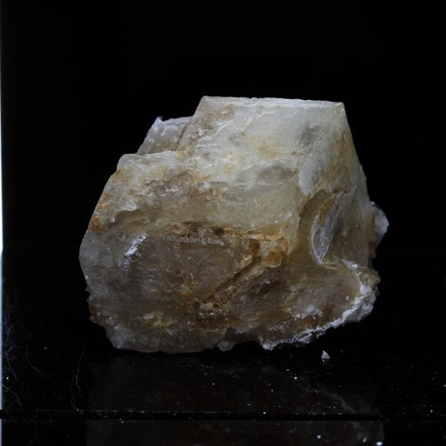 Deals Calcite + Quartz. 170.9 ct. La Mure, Isère, France. Rare. Comes with certificate of authenticity