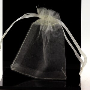 Sacs-cadeaux Organza. Couleur Beige. 20/50/100 PCS. Pochettes Organza bijoux. Cadeau fête de mariage. Sac de bonbons.