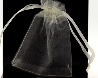 Organza gift bags. Beige. 20/50/100PCS. Organza jewelry pouches. Wedding party gift. Bag of candy.