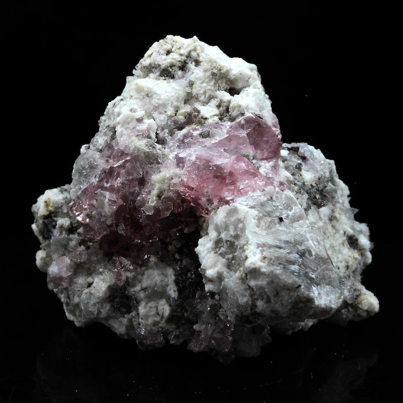 France Mont Blanc Massif Haute-Savoie 131.0 ct Fluorite