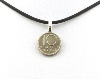 Collier pièce de monnaie Norvège 10 øre - Olav V. Cordon noir