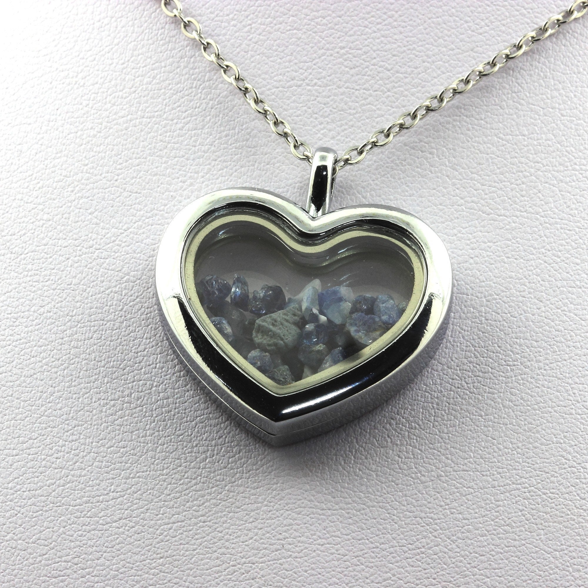 Benitoite necklace best sale