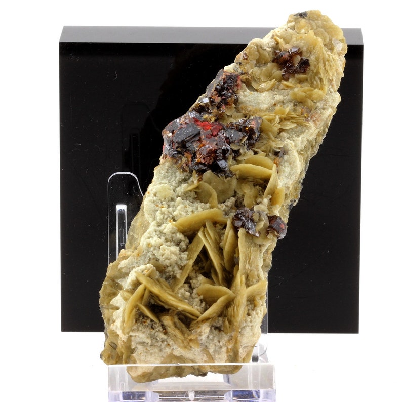 BlackBerry 693.1 ct Sphalerite and Siderite Isere Rare Ref: SKU025143 France