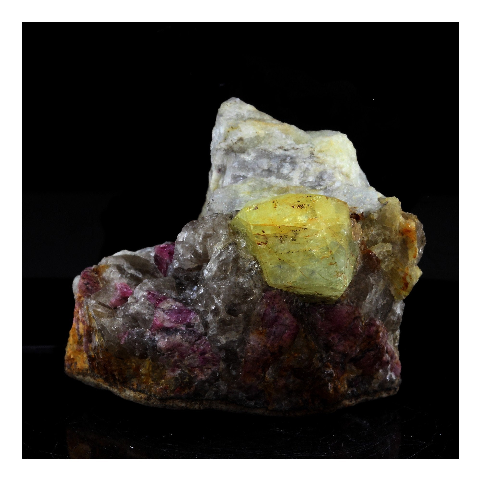 Rhodizitis, Londonite, Liddicoatite. 345.0 ct. Antsongombato, Betafo, Madagascar