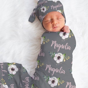 Personalized Swaddle Blanket, Personalized blanket, girl magnolia name blanket, personalized floral blanket, Name Swaddle, Magnolia