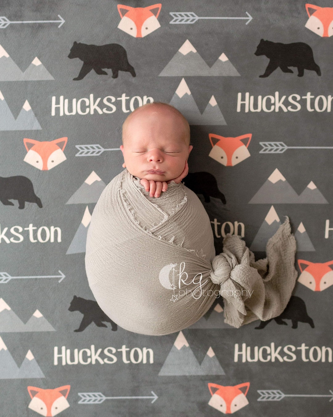 SALE Personalize Swaddle Blanket, Baby Name Blanket, Black Bear Blanket ...