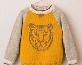 Pull enfant garçon motif tête tigre de 2 ans à 8 ans réalisé à la main en Acrylique, coton