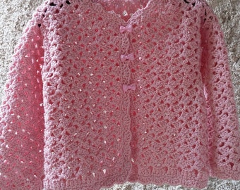 Gilet rose au crochet  pour fille bébé et enfant 100% fait main