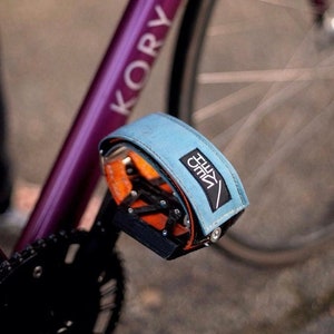 Toe straps for bike pedals hot sale