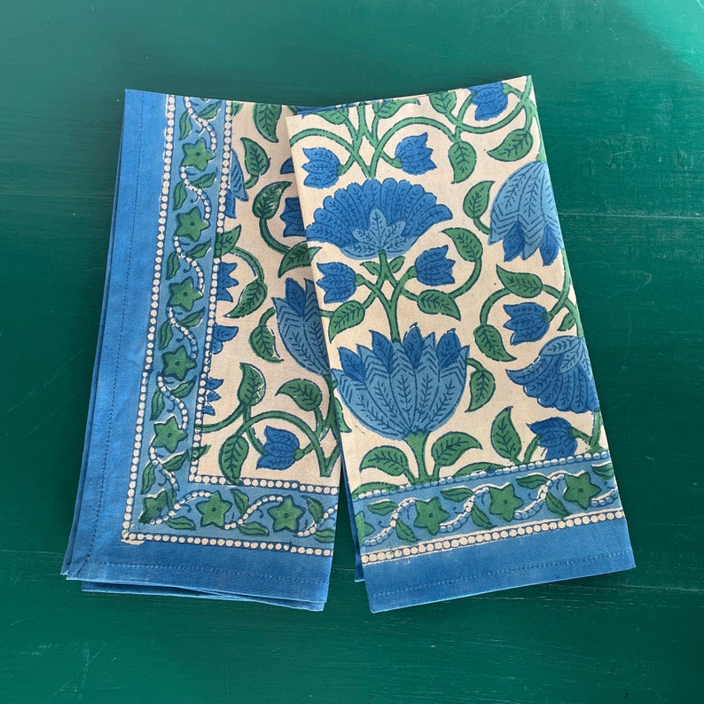 Serviettes de table Lotus bleu imprimées sur coton biologique image 1