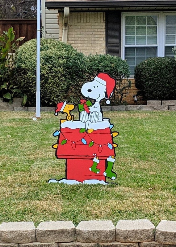 Snoopy And Woodstock Christmas Doghouse Etsy