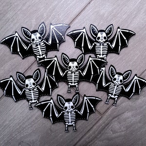 Small wooden hand-painted spooky skeleton bats & magnets hanging decorations 15 X 7cm. Halloween Horror image 3