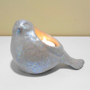 Silver bird - Silver bird figurine - Silver bird candle - Concrete candle holder - Tea light holder - Concrete decor - Concrete art