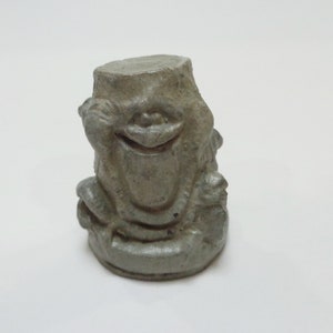 Gnome figurine - Miniature Garden gnome - Concrete gnome - Gnome statue - Concrete garden - Garden decor - Terrarium gnome