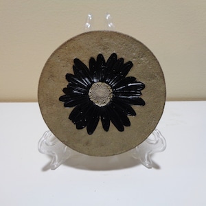 Shasta daisy decor - Concrete daisy - White daisy - Garden decor - Concrete Art - Concrete stepping stone - Concrete garden - Daisy art