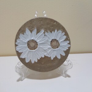 Shasta daisy decor - Concrete daisy - White daisy - Garden decor - Concrete Art - Concrete stepping stone - Concrete garden - Daisy art