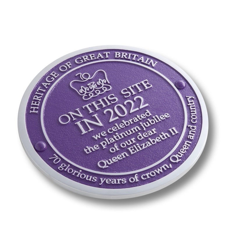 The Metal Foundry Queens Platinum Jubilee Merchandise Blue Plaque - Handmade In Britain Metal Gift For Jubilee Decorations Or Souvenirs 